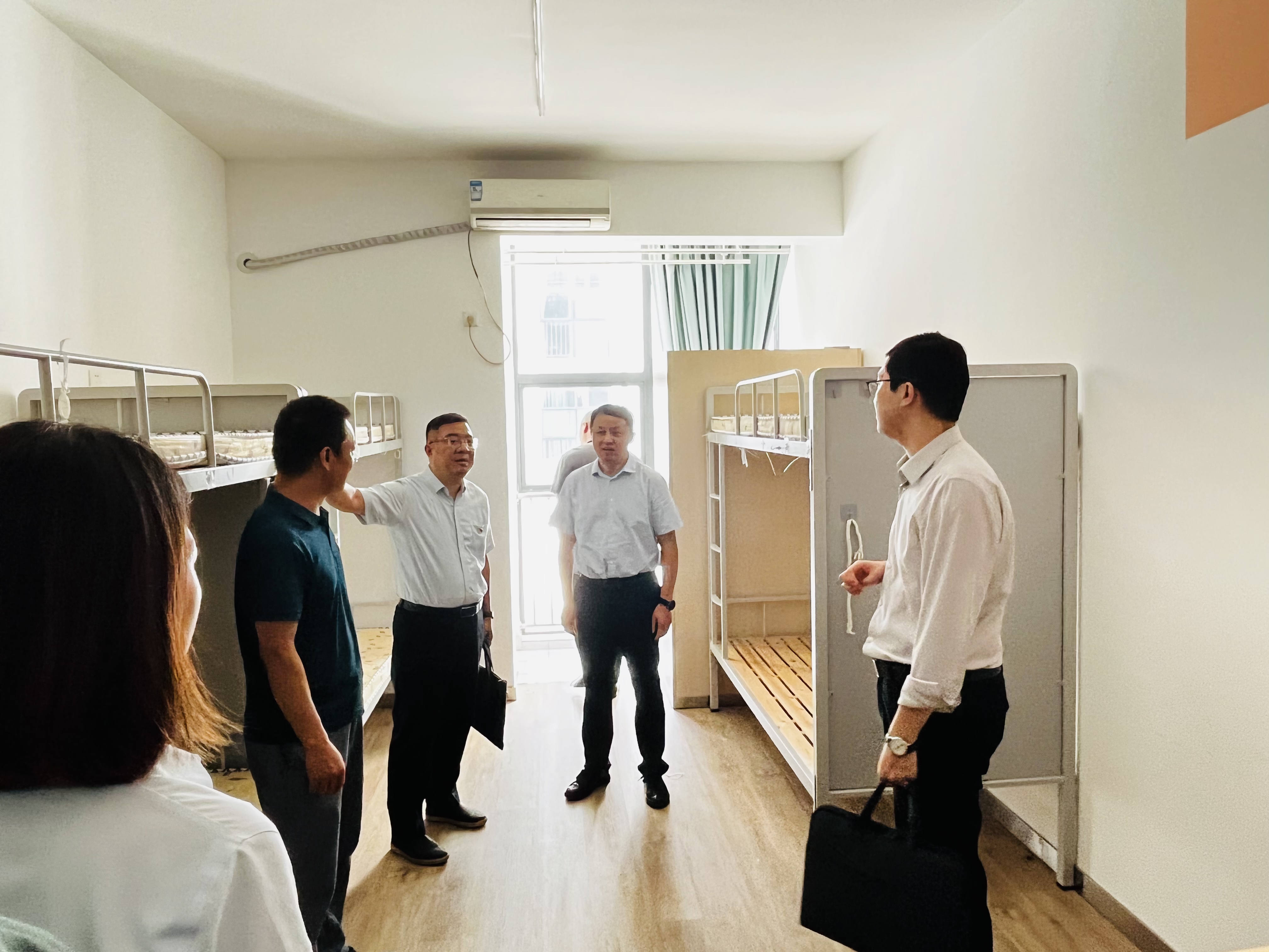 新区宜居  未来已来 —果博官网集团开展联合主题党建共建活动